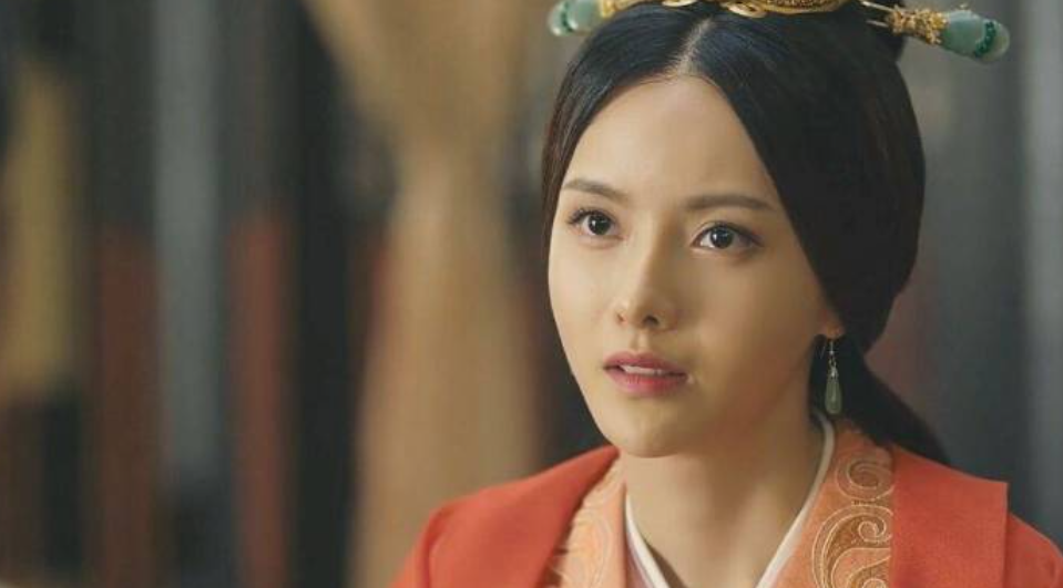 《黎明之前》11年演员格局大变样，女配角嫁星二代，大反派成一线