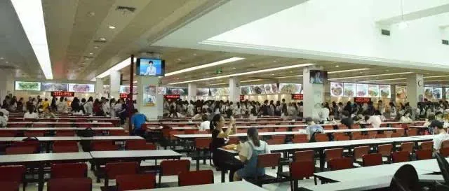 听说在这里可以吃到全国各地美食,展开说说