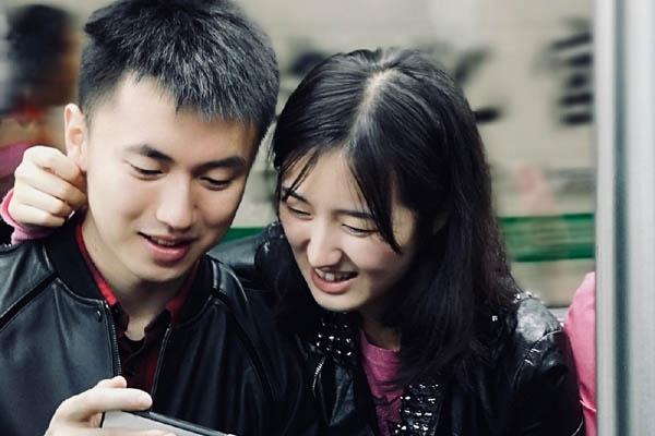 清华大学校花校草3p事件,我们该反思什么,这真的是爱吗?