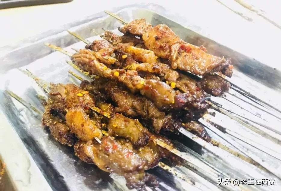 电子四路附近烤肉看世界杯(西安最好吃的烤肉，不一定都在回民街)