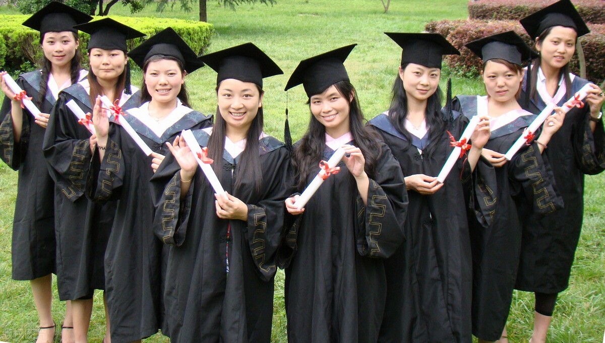 这两所学校都叫哈工大，一所985，一所211，考上都是有实力