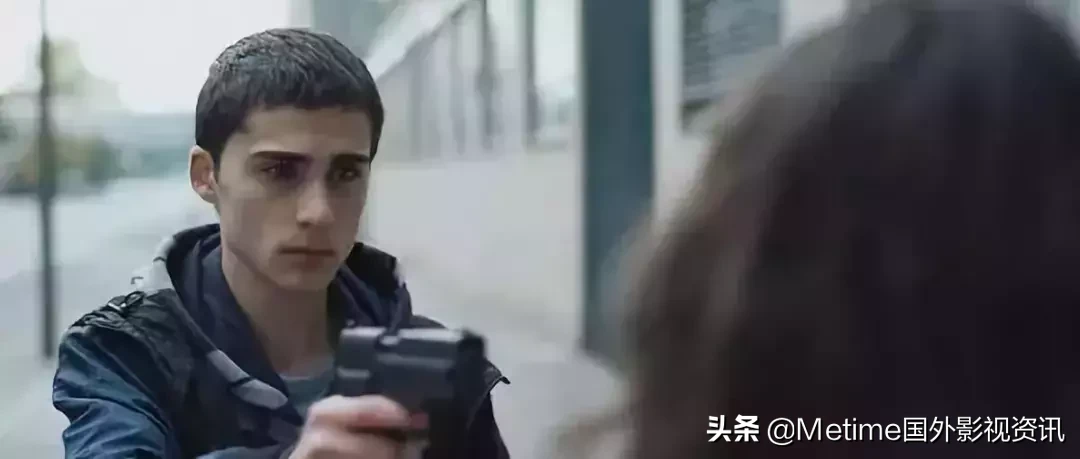 这部影片获得过三项国际大奖,影片泪点较多,建议观影时带上纸巾