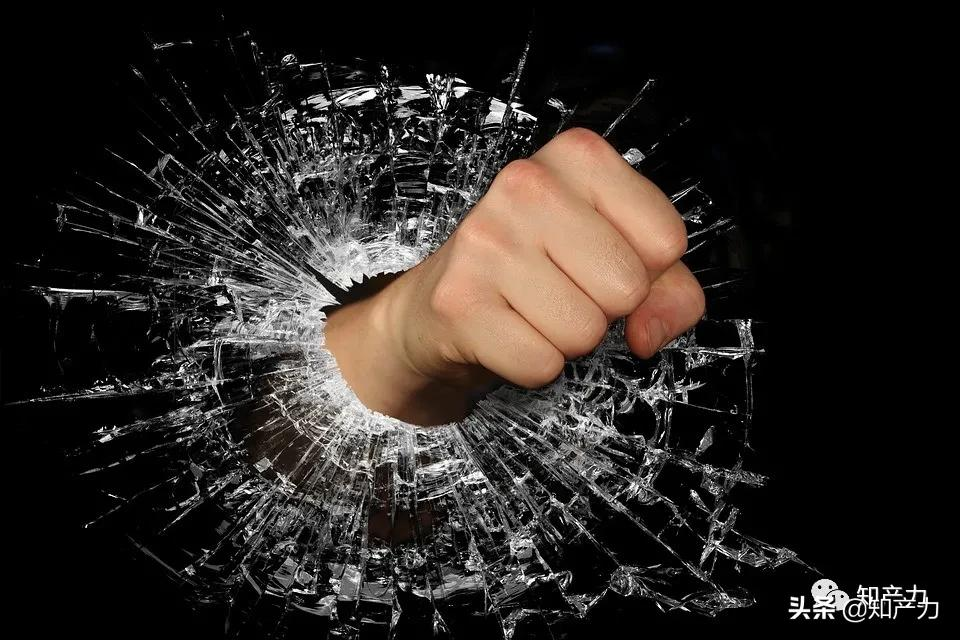 一个在海淀，一个在西城，但北京这两家律所因“抢生意”对簿公堂