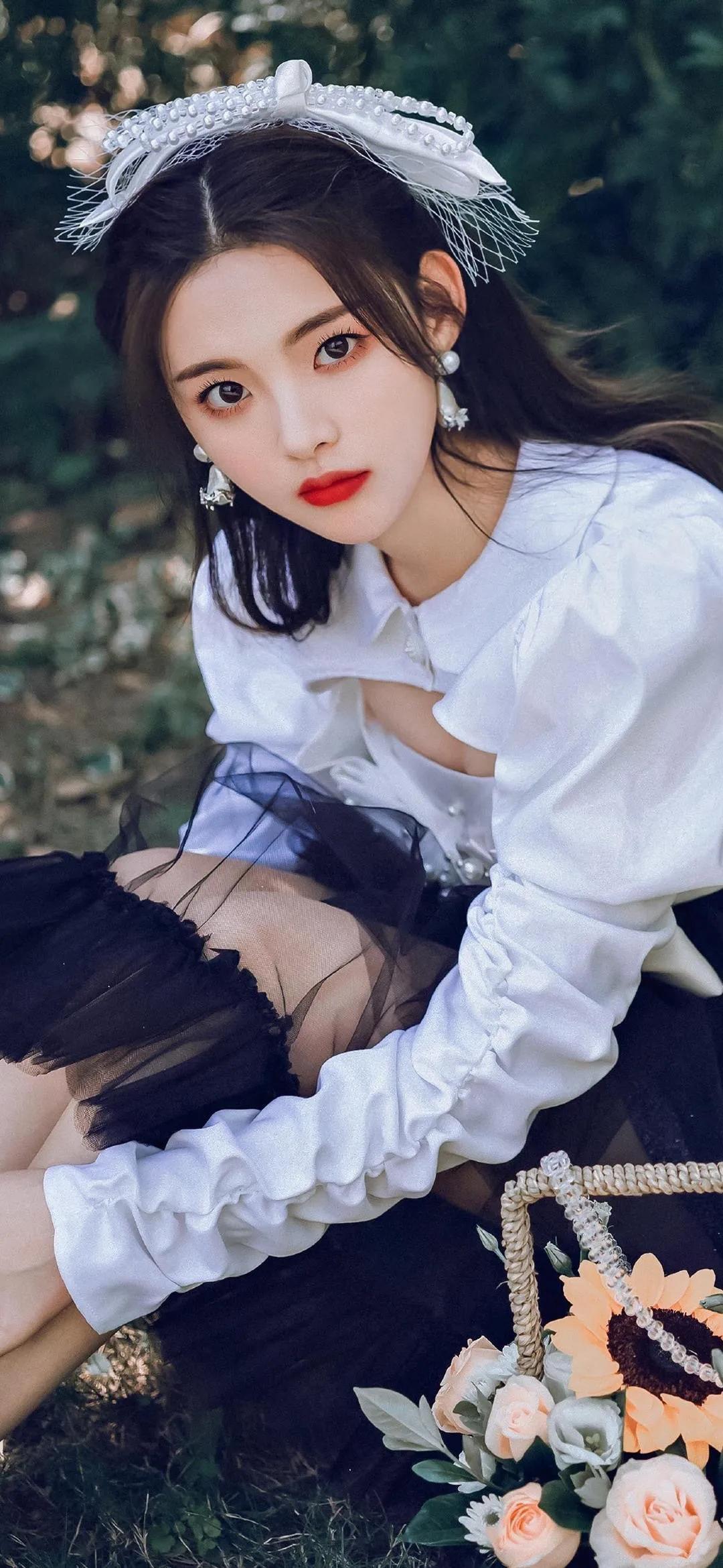 今天锦鲤杨超越又给大家带来平安夜好运啦!