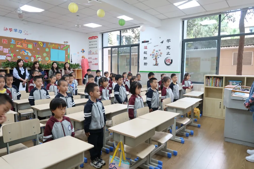 好习惯，伴成长——记华中附小一年级“一日常规”评比活动