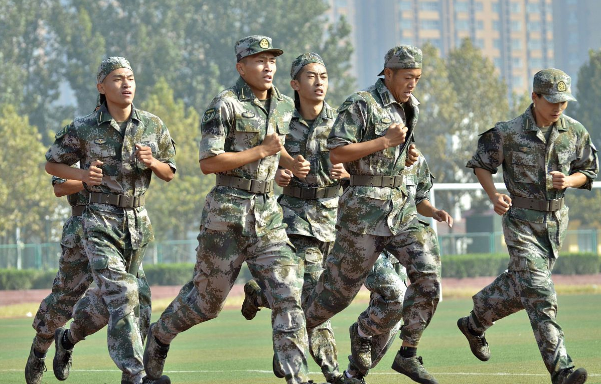 考士官学校有“前途”吗？