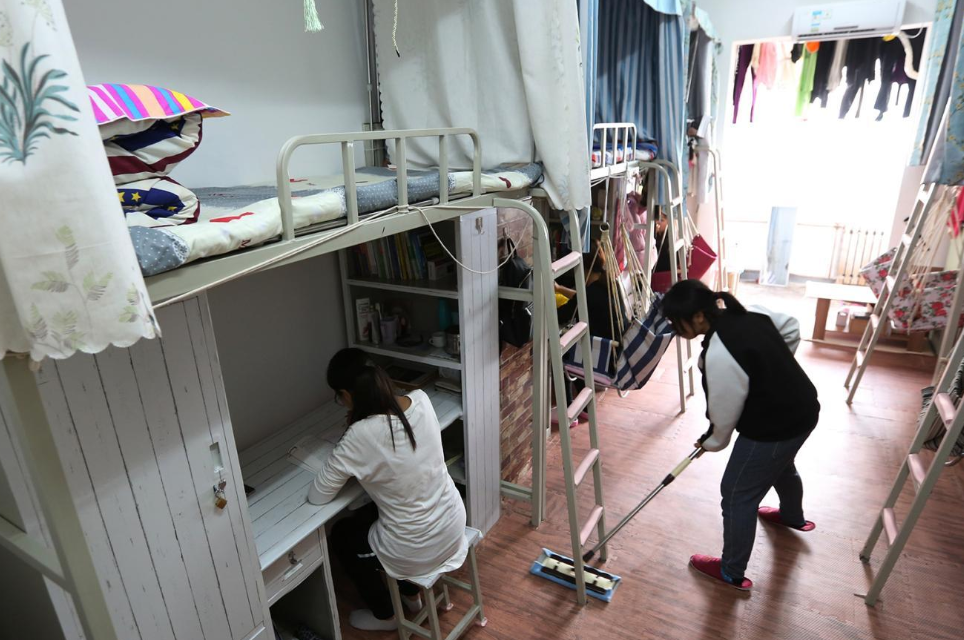 我国宿舍“很好”的4所大学，住宿条件优越，网友：我也想拥有