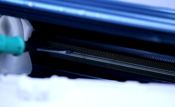 颜值高、性能强，年轻用户的首选——海尔出品小超人挂机空调体验