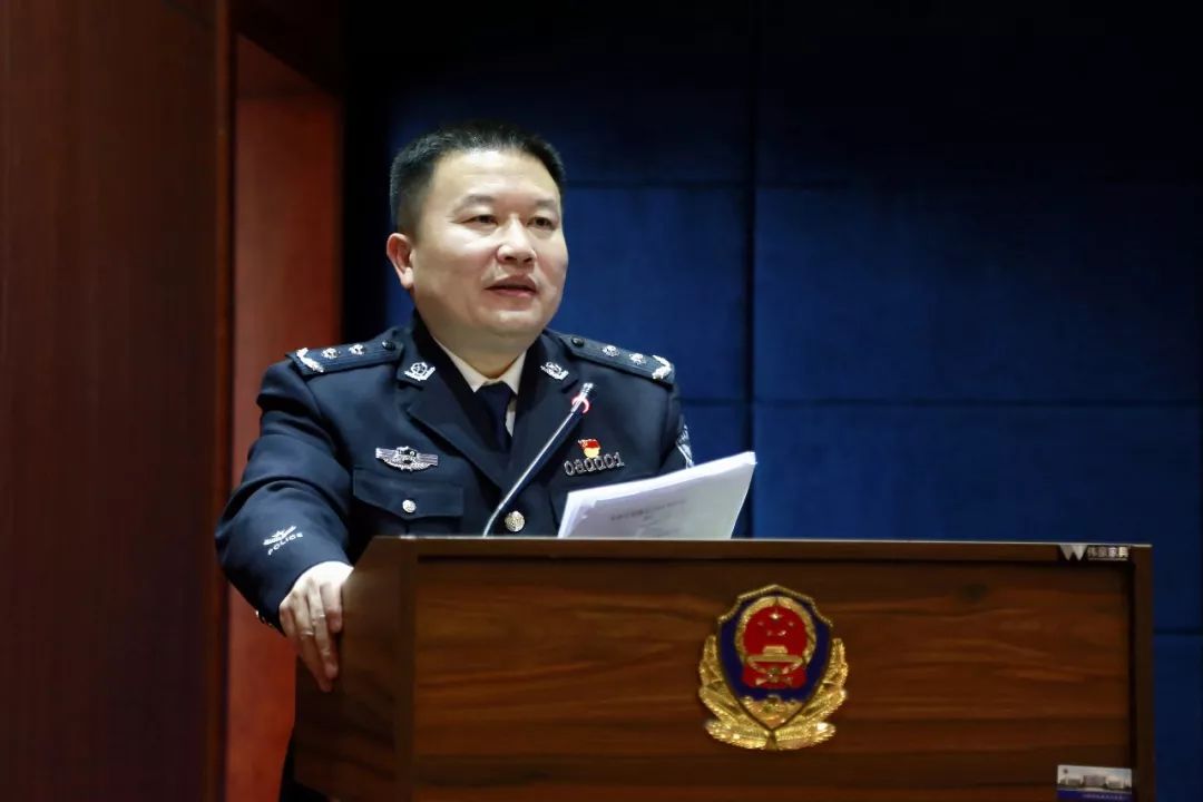 上饶15名县区公安局长交去年“工作答卷”，你给他们打几分？