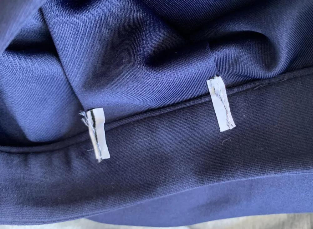 那些市场上剪标的衣服都是哪里来的呢？为什么这么便宜？