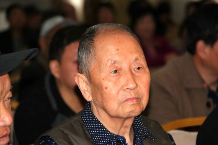 刘顺虎：远瞻红日染秋色 近看墨翁画腊梅