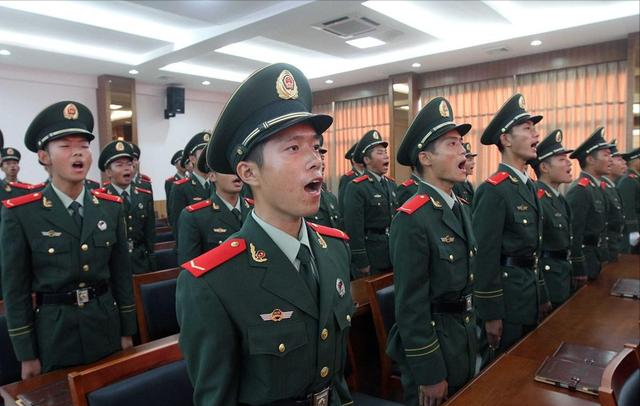 新兵授衔意味着什么？新兵和父母最好提前了解