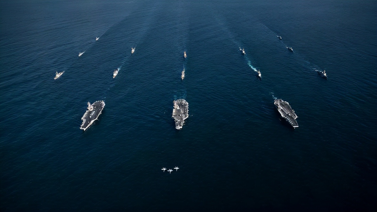 沙利文還在蘇黎世會談，美軍帶六國艦隊在琉球群島附近搞“閱兵”