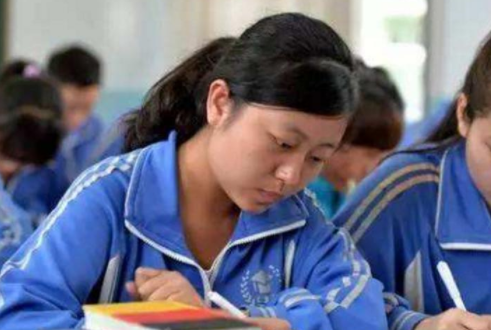 数学满分理综296分，只因英语成绩太差，如此学霸竟无缘清北