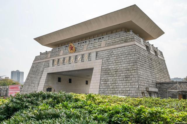 从官网数据看高校排名：国家更倾向于人才培养的高校