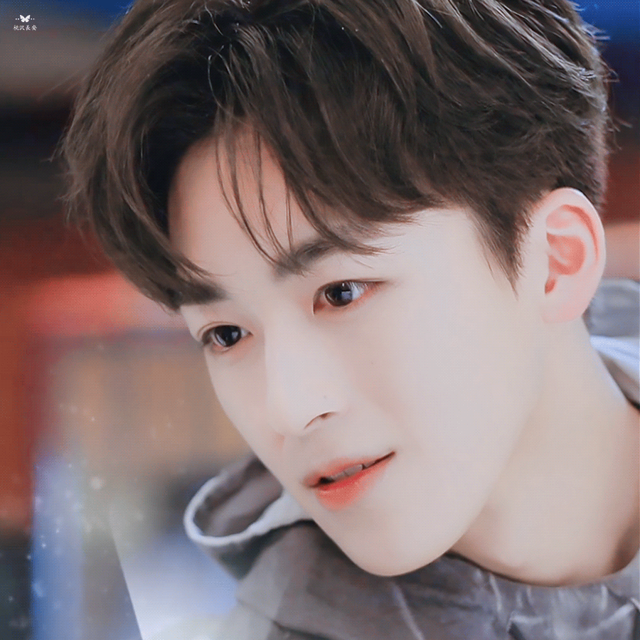 R1SE何洛洛：为出道选择弃考，今出演