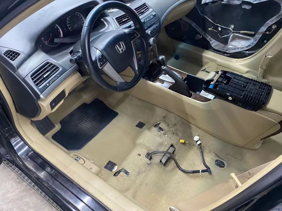 怪兽修车：翻新“破烂残损”的09年8代雅阁，最终满血复活变新车