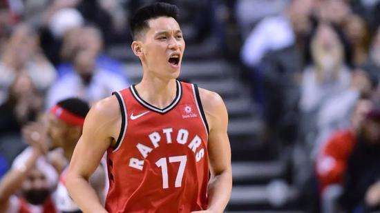 nba林书豪为什么没人要(不仅仅是歧视，林书豪为何被猛龙弃用？从这几个方面找到答案)