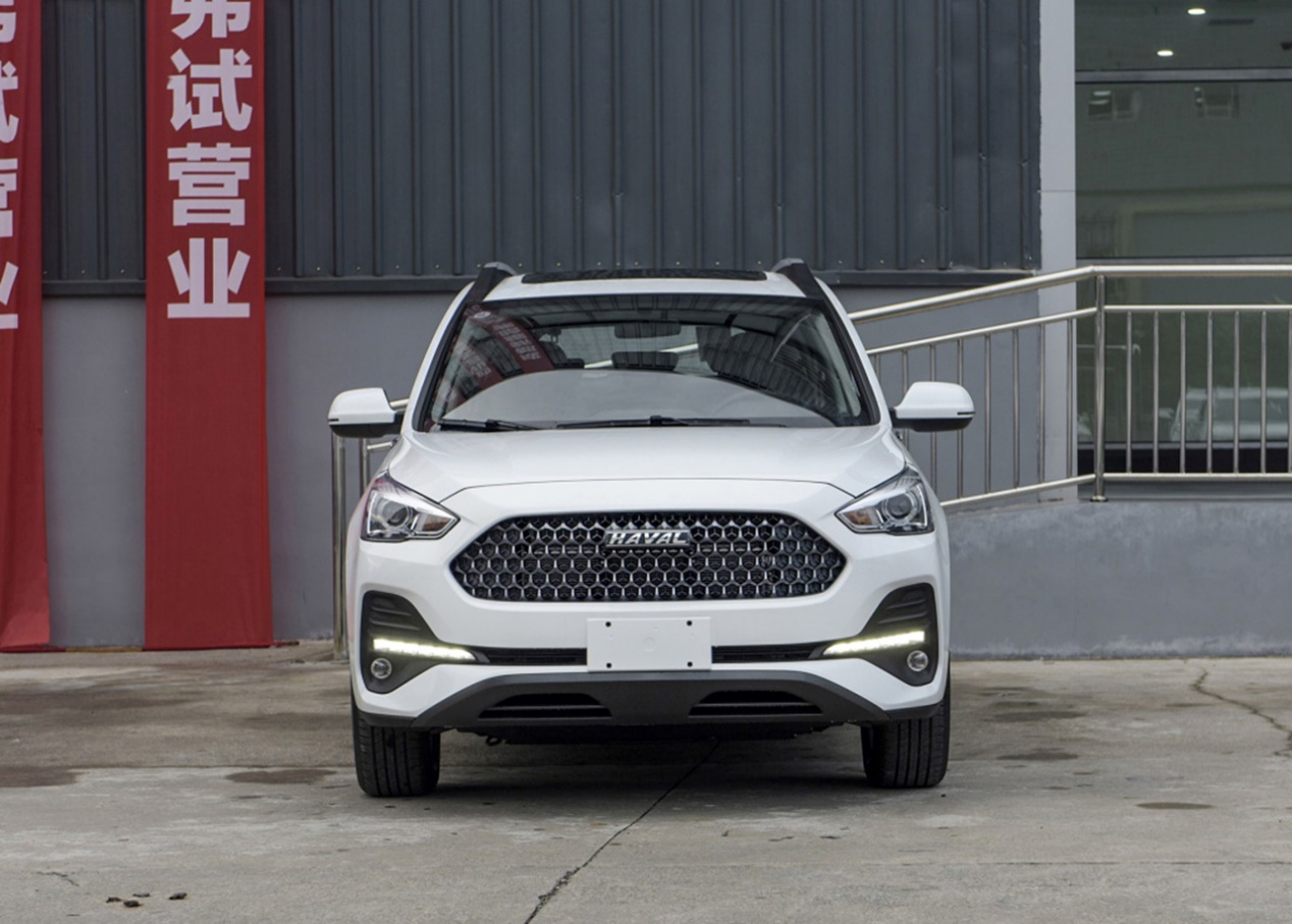若接受不了新哈弗造型，那可考虑标配1.5T的M6，6.6万起