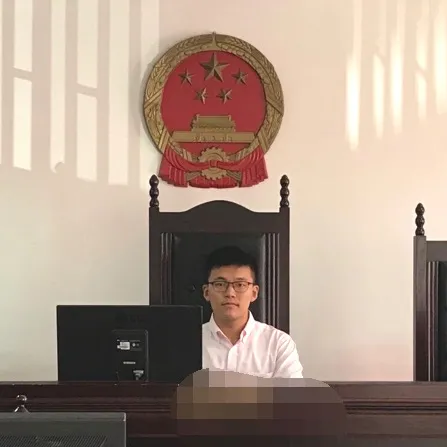 重庆这5位学霸：成功考研至北大、人大等名校，通过法考，包揽多项奖学金！