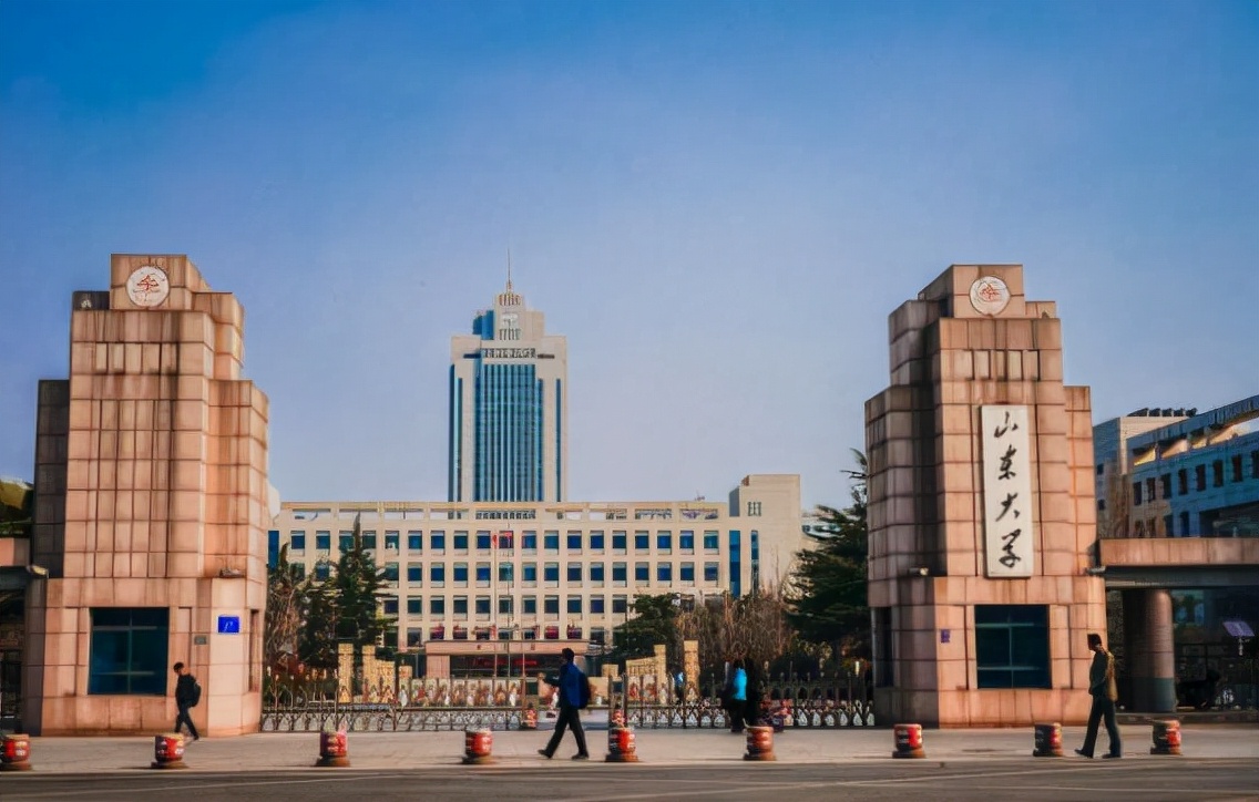 从全国前三变成普通本科，这三所学校“有点退步”，让人感到意外