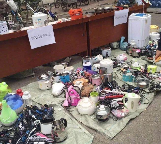 大学“违禁品”公开，同学别膨胀，否则消防员叔叔顺着网线就来了