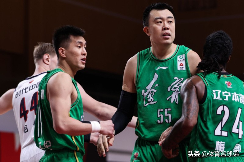 nba与cba哪个厉害(CBA与NBA竟有这么大差距？就算历经数年，但我们仍需追赶)