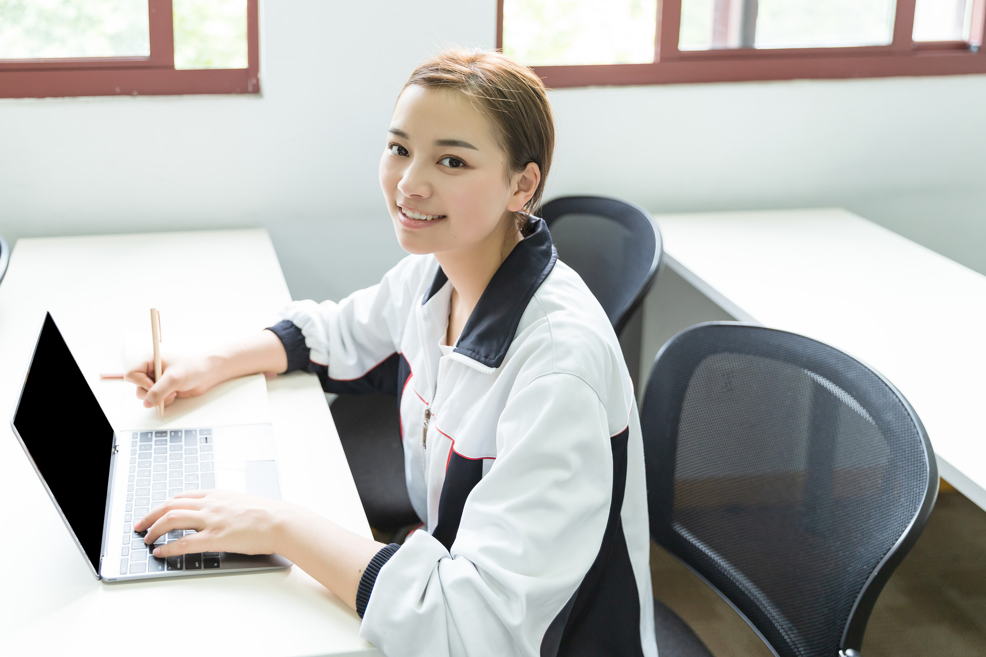 国家开放大学是什么？国家开放教育有何报考优势？