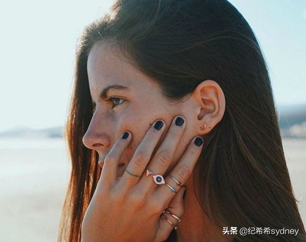 这5个小众轻奢又貌美的首饰品牌，通勤约会两不误！