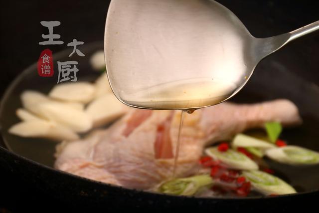 山藥燉雞湯,