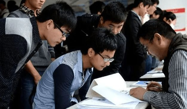 农村出来的大学生，多数混得都不太好？虽然不想承认但却是真的