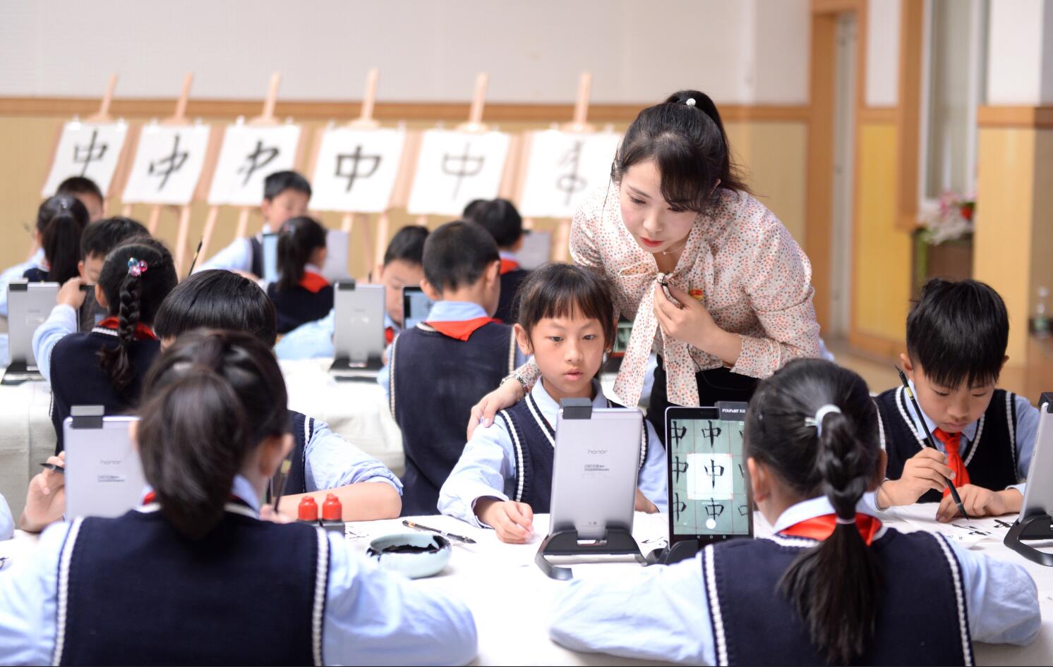 2021年，师范类专业又变“热门”，高考录取分数线大涨？