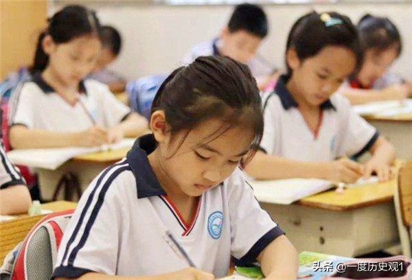 “我孙子10岁，他的数学题我做不出来”，清华大学教授怒批奥数