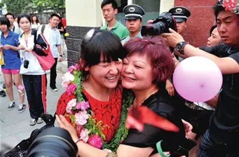 你是哪年高考的？珍贵老照片曝光！（收藏）