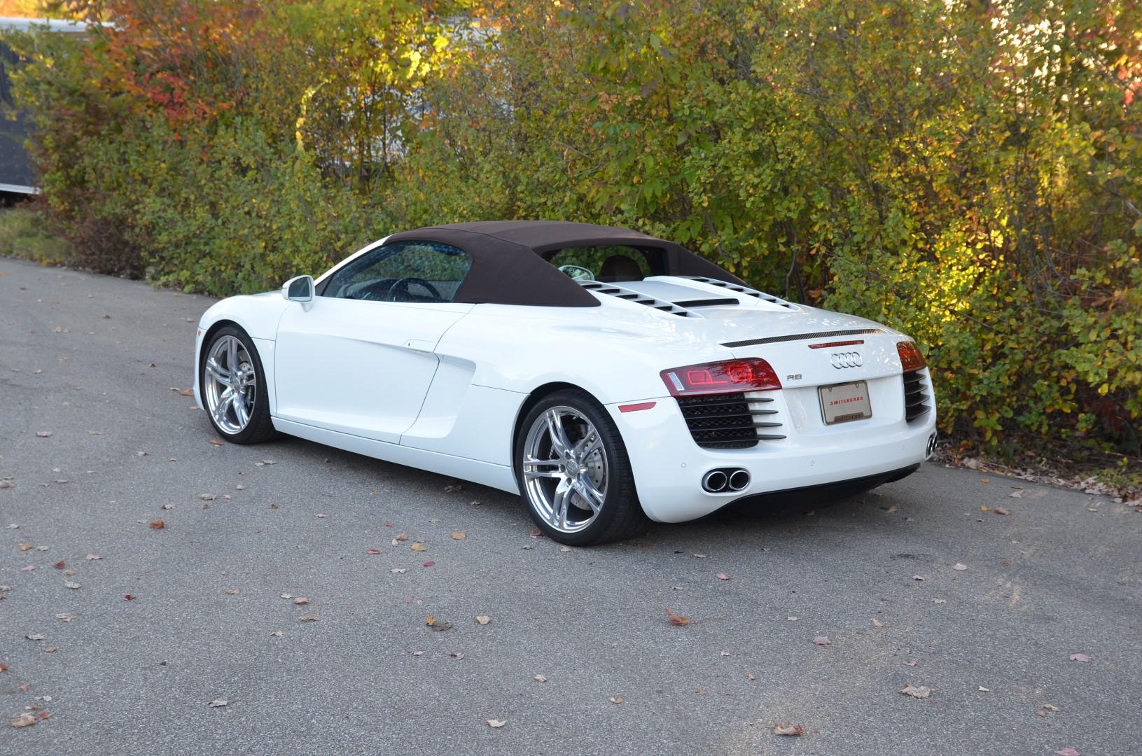 限量53台的2011款手动版奥迪R8 V8 Spyder，曾经的明星座驾