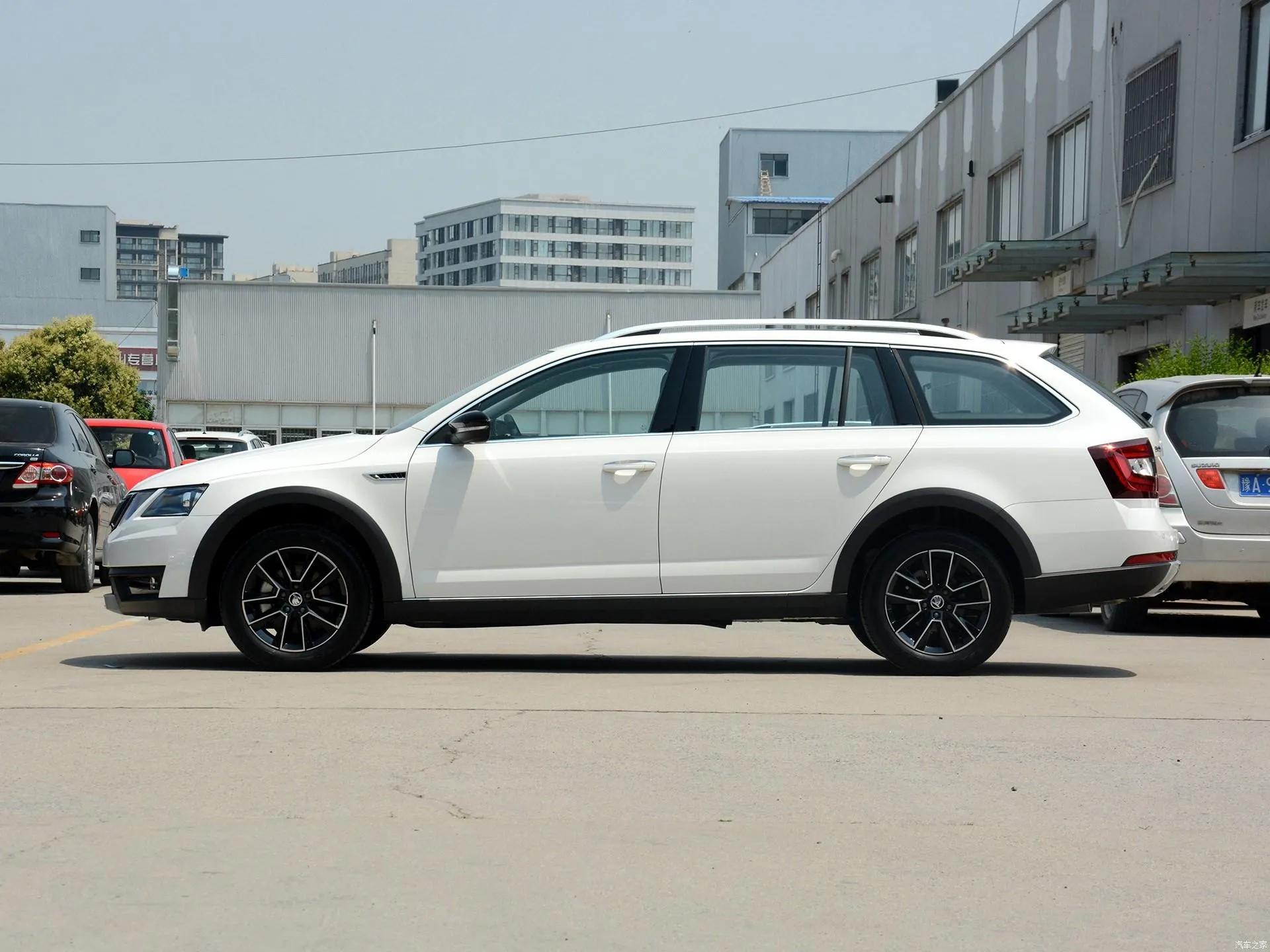 大家都买得起的紧凑级旅行车，诗和远方不如实用来的实在