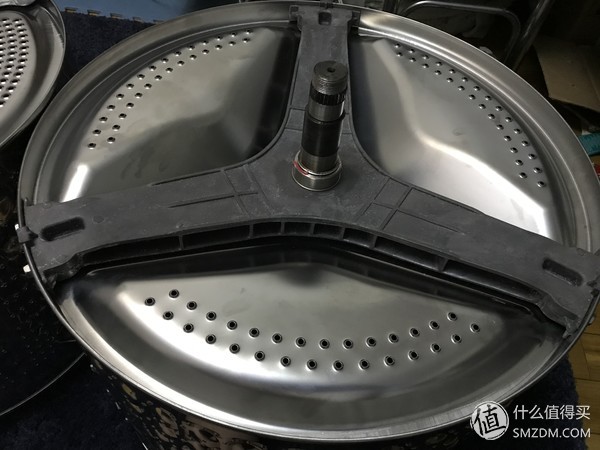 洗衣机：有容乃大 四千元10kg哪家强？松下、LG、三星对比横评