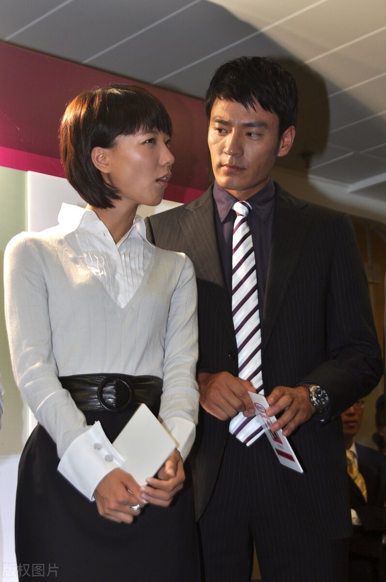 王珞丹的激荡情史，靠清纯征服了8个男人，事业婚姻仍在低谷徘徊