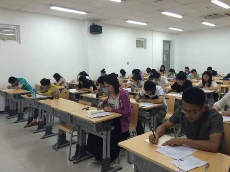 云南成人高考函授和业余有什么区别？