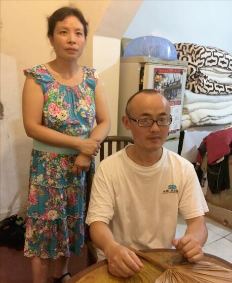 四川男孩高考709分上清华，没用过手机，一块月饼分三份一家吃