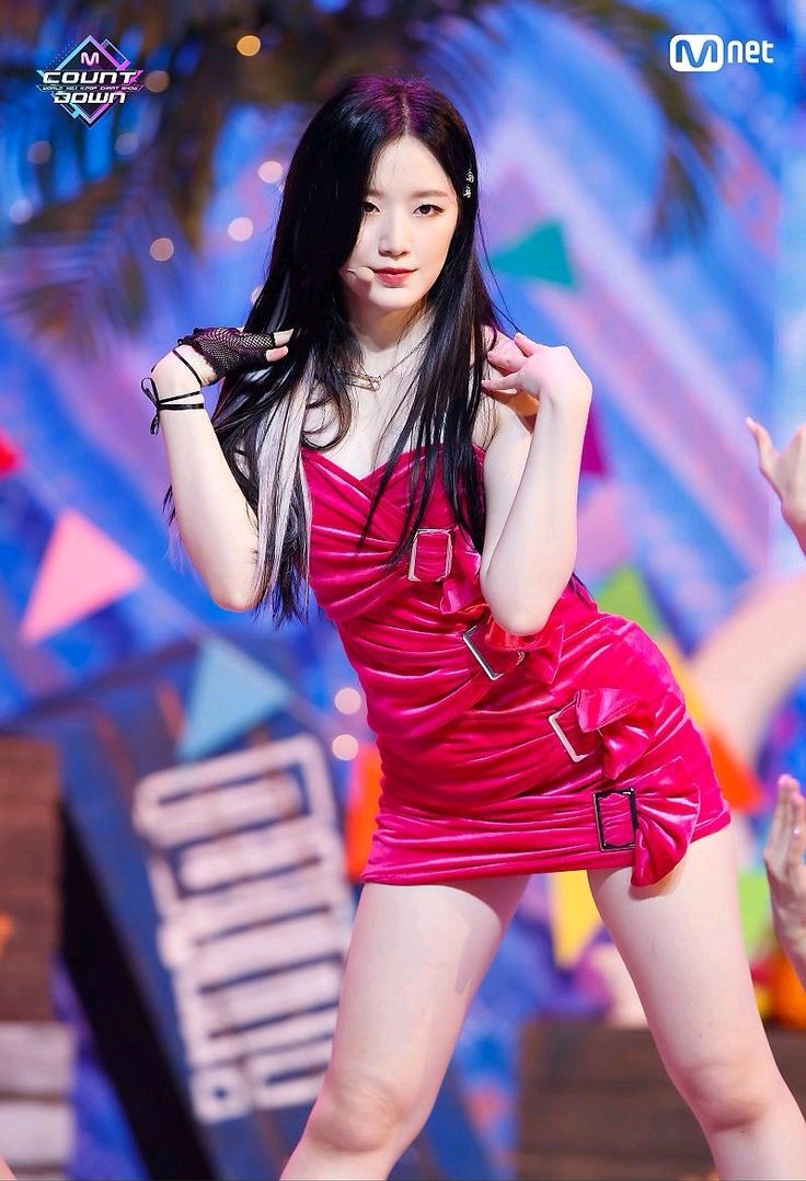 作為女團門面直播睡覺真的這麼嚴重嗎