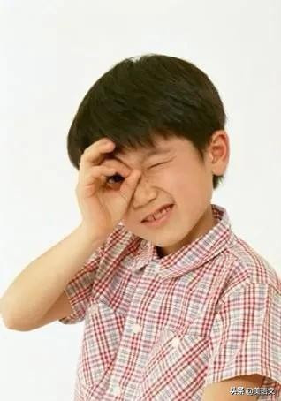 调皮的哥哥作文400字左右(小学优秀满分范文)-小学作文-电子课本网 调皮的哥哥作文400字左右(小学优秀满分范文)-小学作文