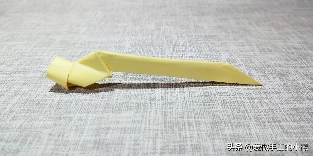 折纸教程：教你折很酷的金刚狼手指套