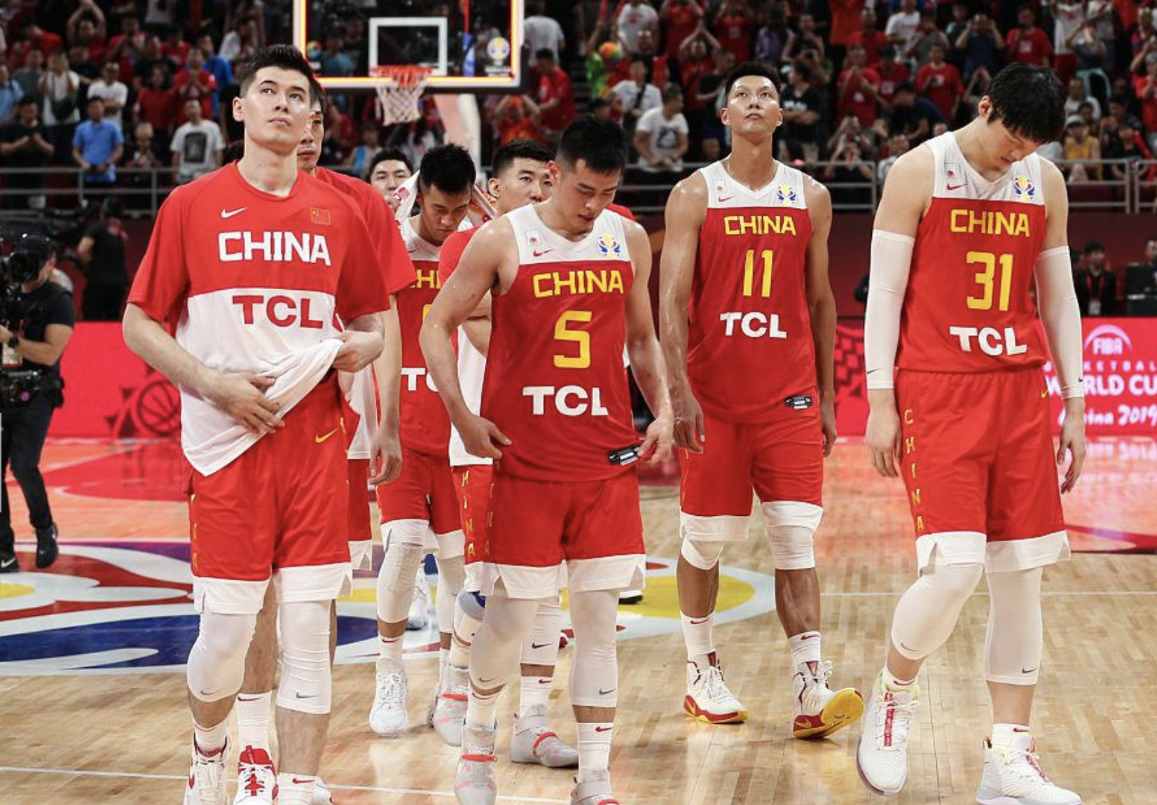 TCL为什么赞助nba(TCL“太惨了”：赞助费花了两千万，却再次折在中国男篮身上)