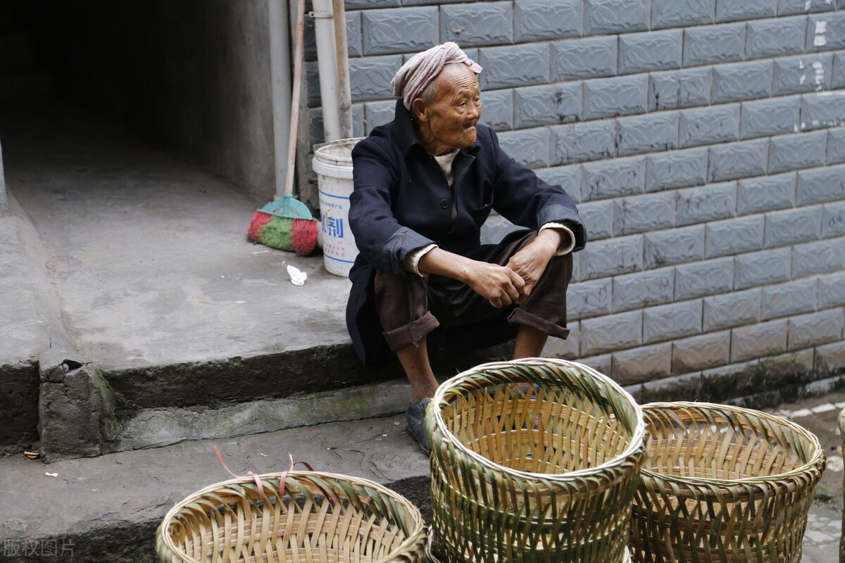 今日中伏，明天大暑，5句大暑节气的俗语，该如何理解？