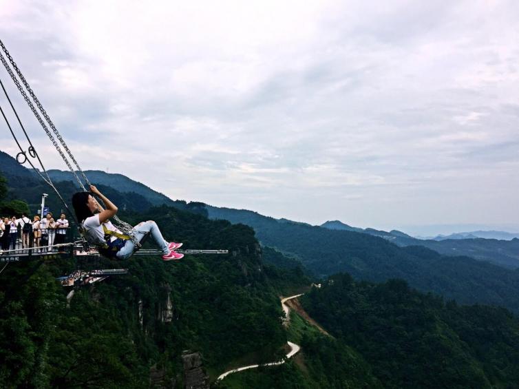 重庆周边旅游景点自驾，重庆旅游十大必去景点攻略