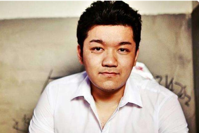 因《家有儿女》爆红，遭名校2度