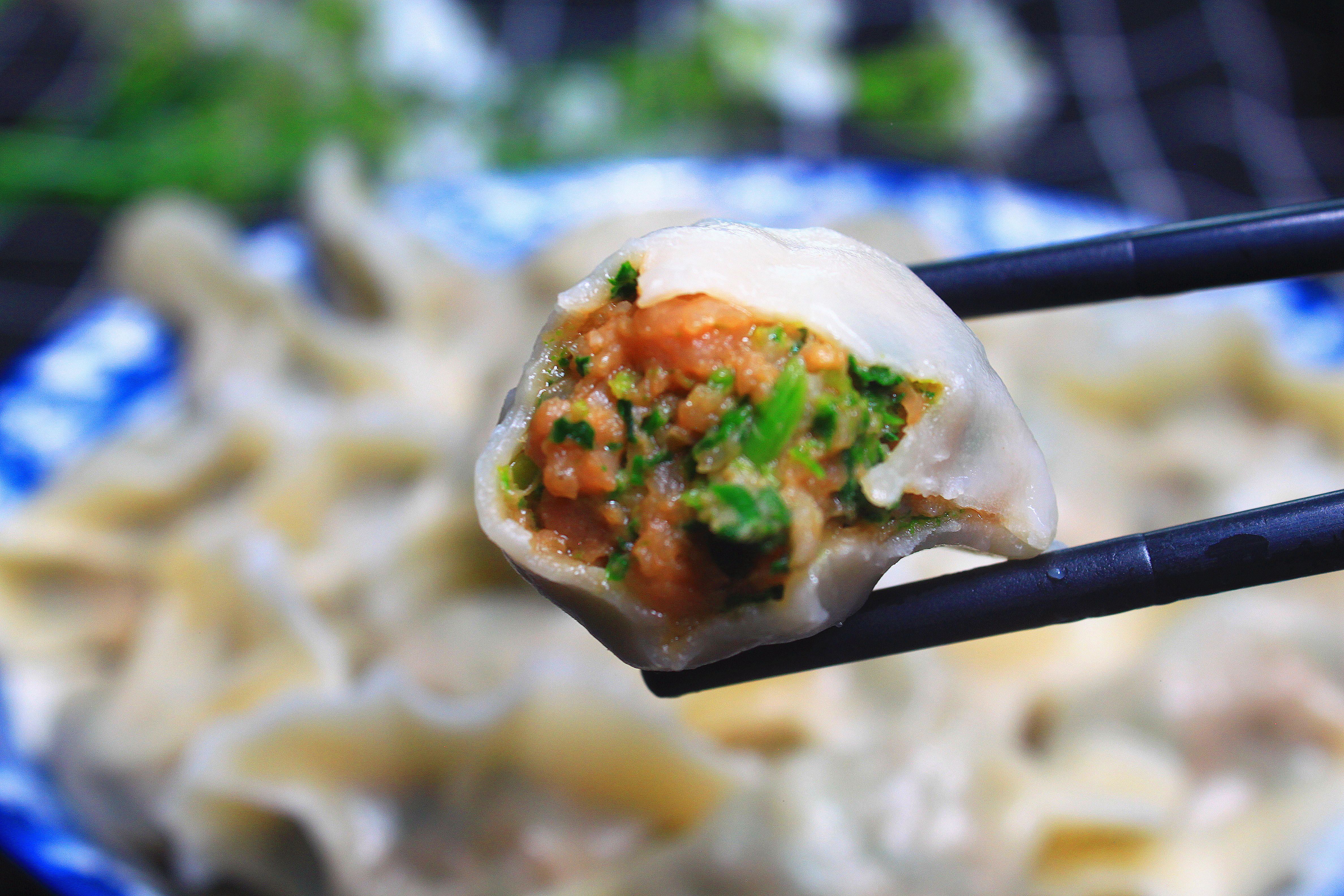 无论拌啥饺子馅，牢记“放3料忌2香”，饺子鲜嫩多汁，特别好吃