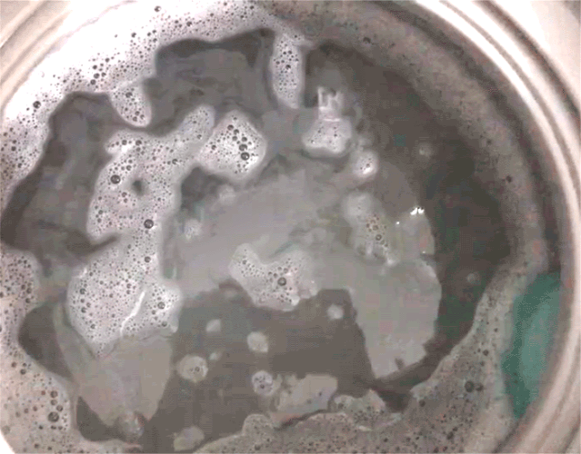 洗衣机几个月不洗，比马桶还脏？教你正确做法，每天干干净净