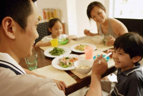 儿女对父母的爱：孩子更爱姥姥还是奶奶？